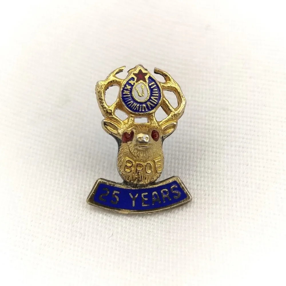 BPOE 25 Years Member Vintage Pin Red Eyes Elks Lodge Screw Back